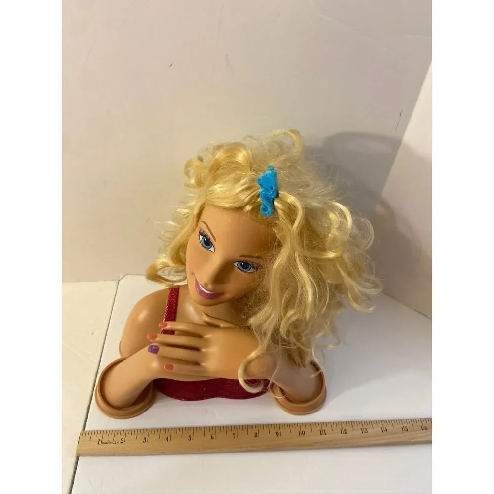 Barbie doll beauty head Make Me Pretty Cosmetology‎